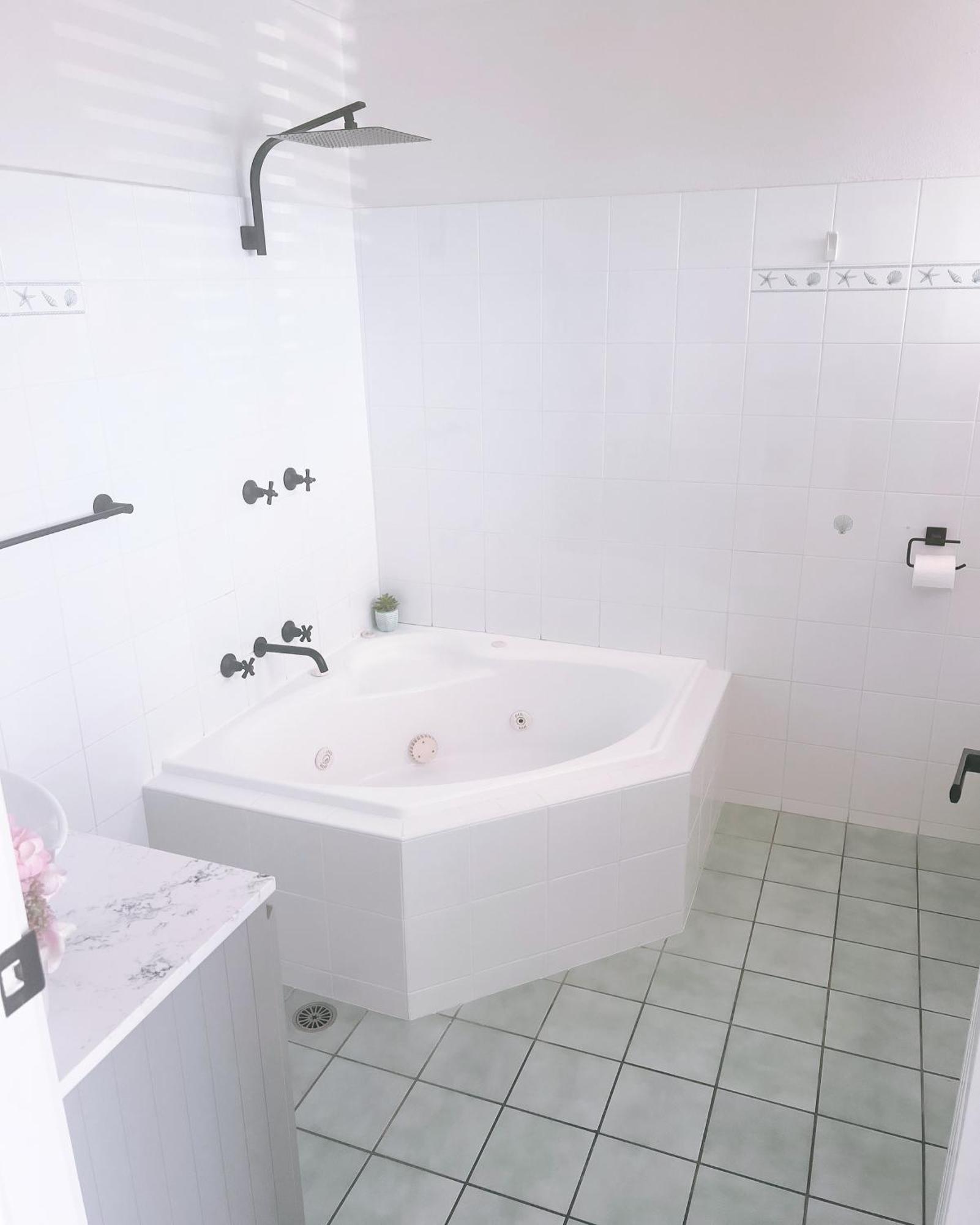 Nautilus Hamptons Style Luxury Beach Apartment เมริมบูลา ภายนอก รูปภาพ