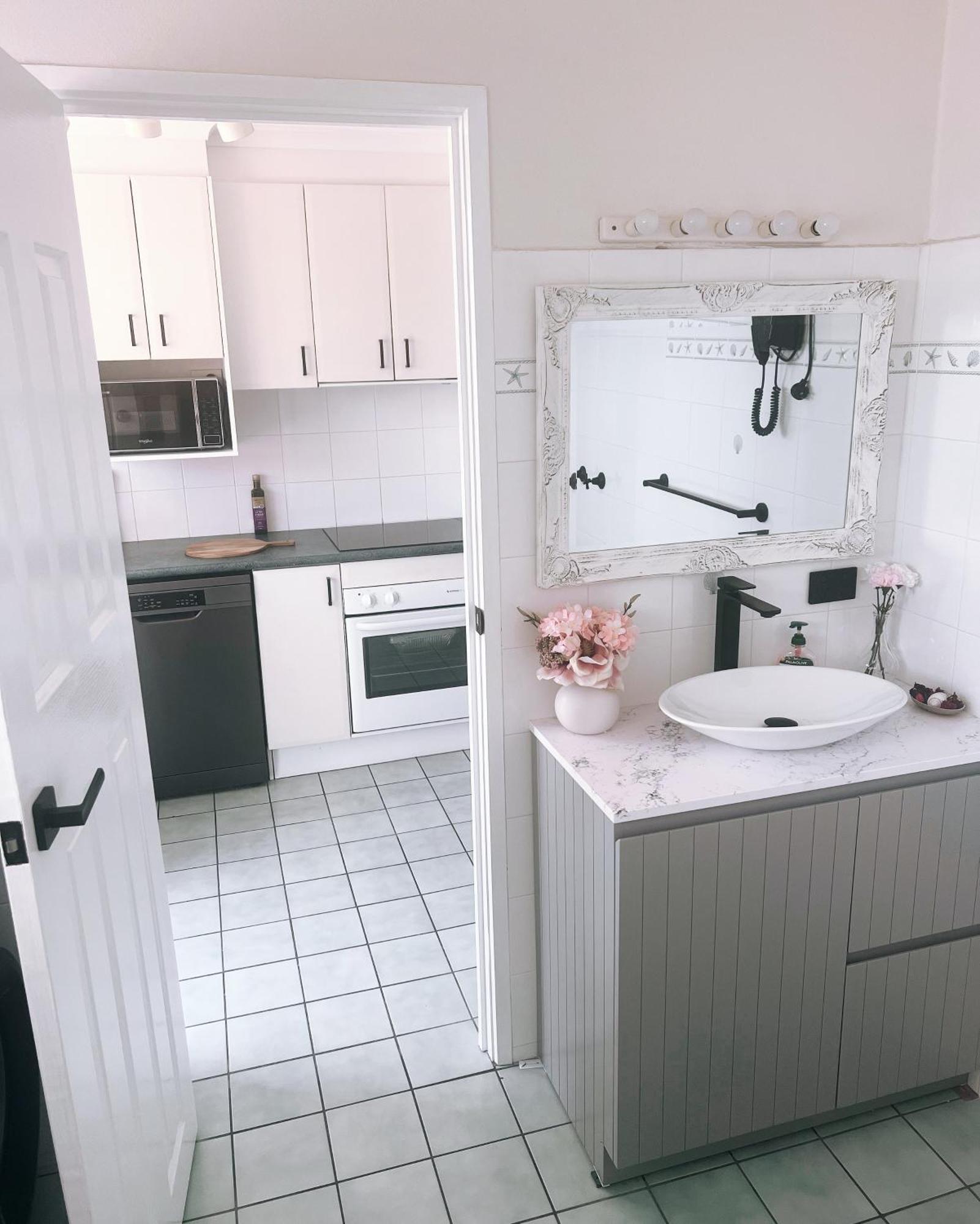 Nautilus Hamptons Style Luxury Beach Apartment เมริมบูลา ภายนอก รูปภาพ